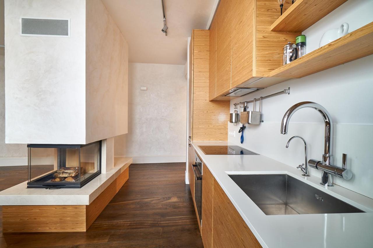 Emi Apartment รีกา ภายนอก รูปภาพ